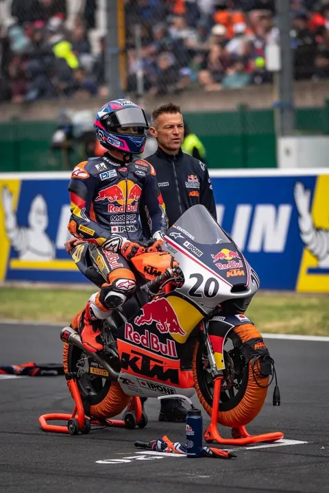 Fynn Kratochwil beim Round 2 Rennbericht in Bugatti Circuit Le Mans, Frankreich